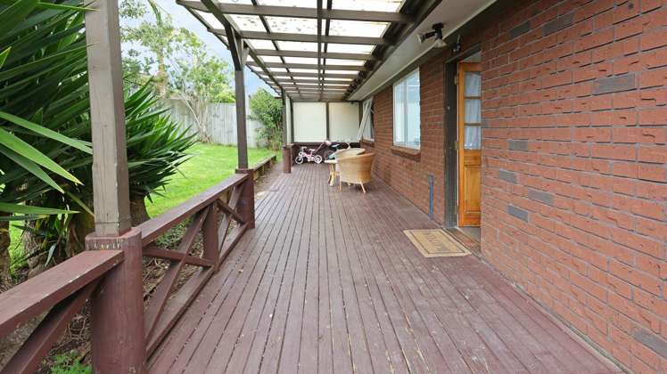 9 Leo Street Glen Eden_5