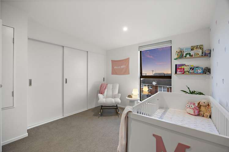 12/82 East Coast Road Milford_18