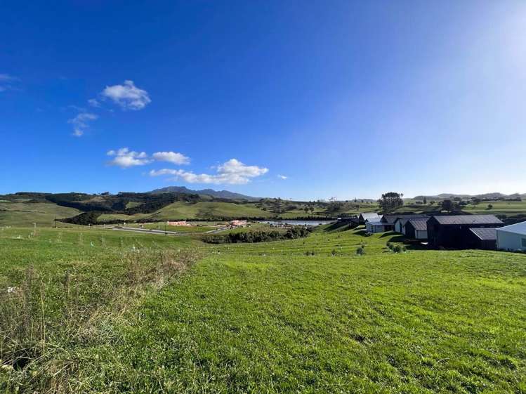 7 Koromiko Lane Raglan_1