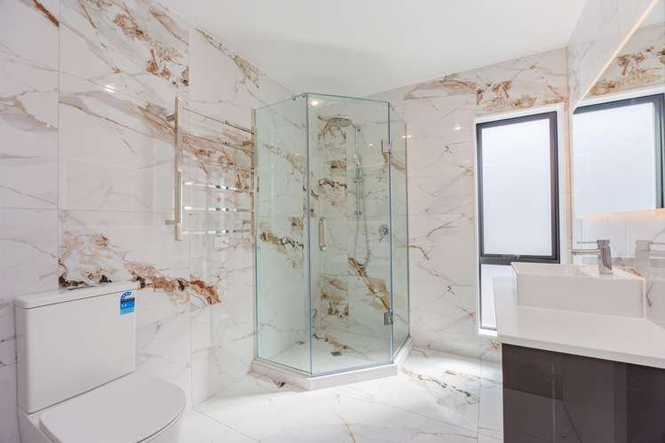 7 Hampshire Lane Papakura_13