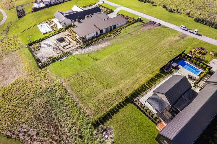 63 Grayson Road Wainui_6