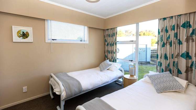 205 Kenwood Drive Matarangi_12