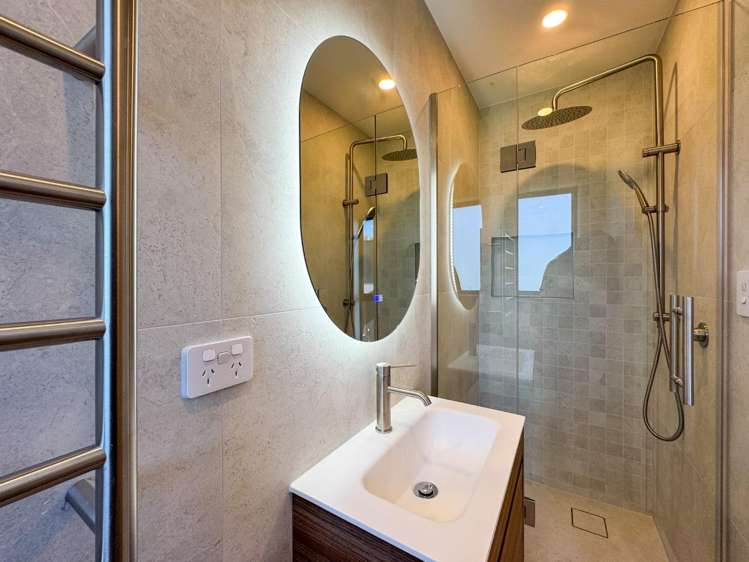 19B House Avenue 1712_8