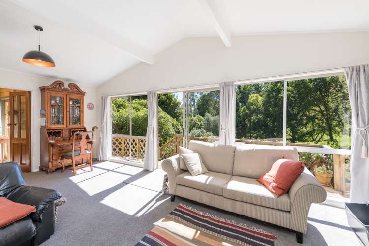 442 Church Valley Road Wakefield_5