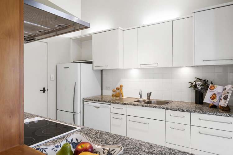 18 Sanders Avenue Takapuna_10