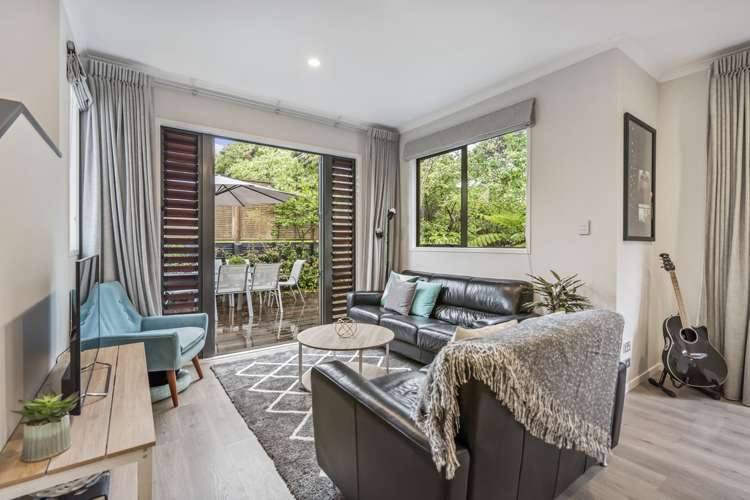 34 Greenbough Lane Greenhithe_6