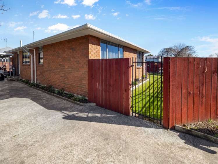 55 Middle Road Allenton_19