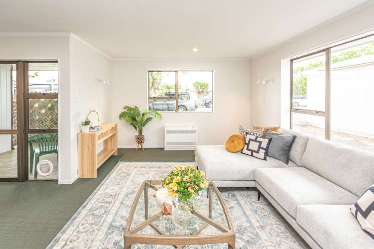 2 Parkes Avenue Saint Johns Hill_2