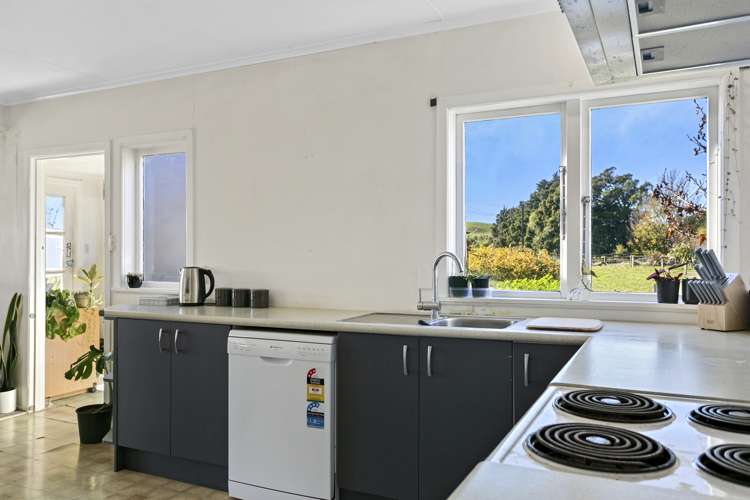 1667 Poihipi Road Oruanui_10