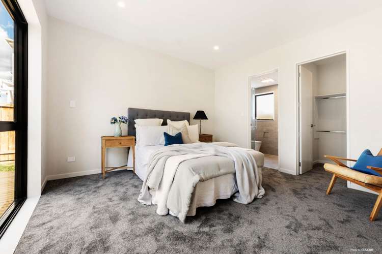 4 Hangar Lane Whenuapai_7