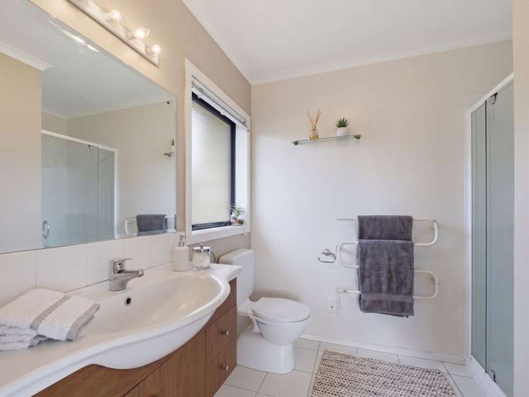 5 Duggan drive Owhata_18