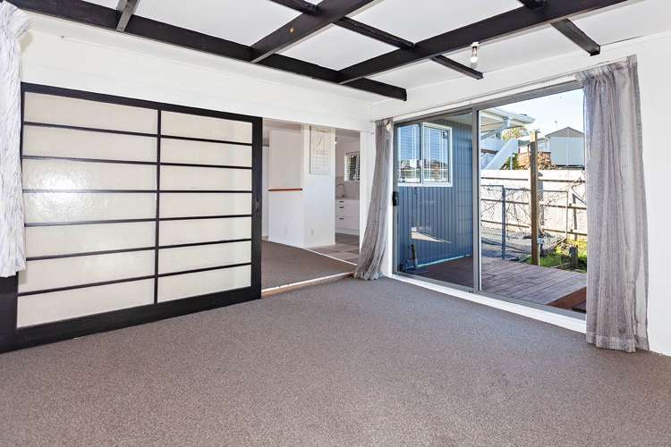 2/15 Seabar Place Glen Eden_8