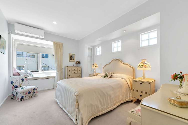 84 Great North Road Saint Johns Hill_16