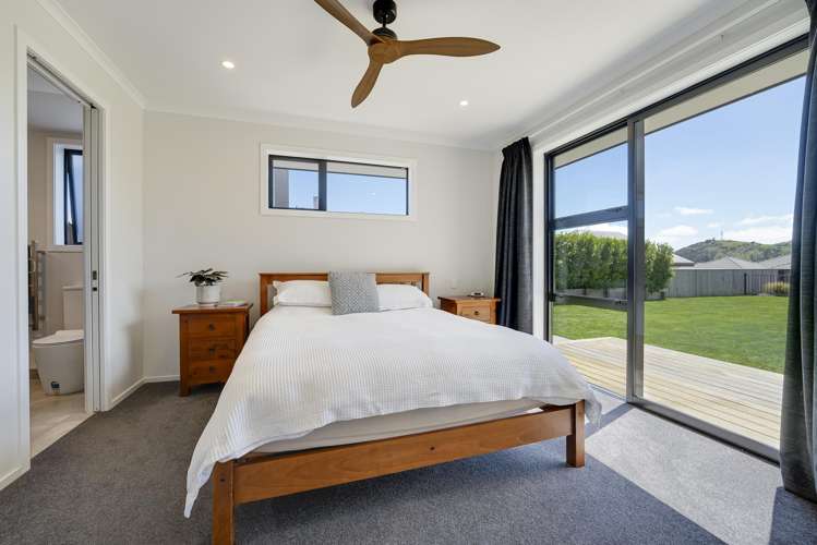 2 Huntaway Close Stoke_10