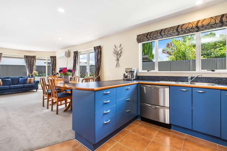 24b Kirk Road Templeton_16