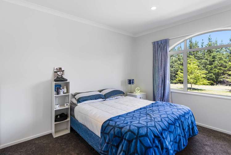 16 Harpers Rd Loburn North_25