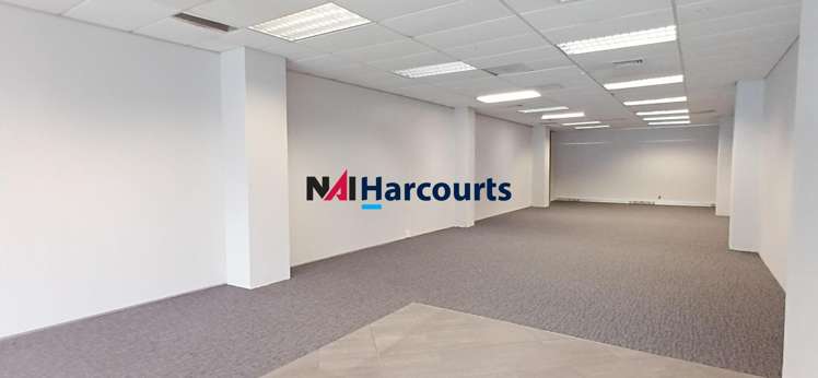 Shop B/15-17 Hurstmere Road Takapuna_4