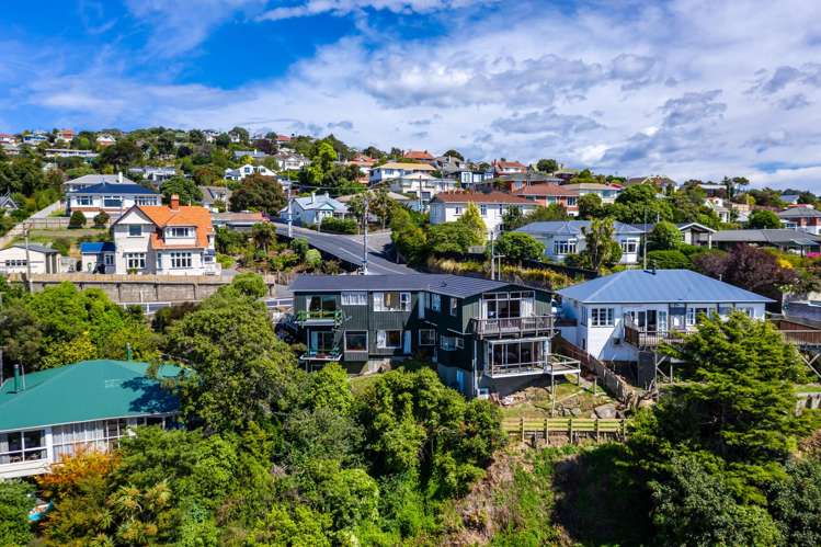 67 Easther Crescent Kew_51