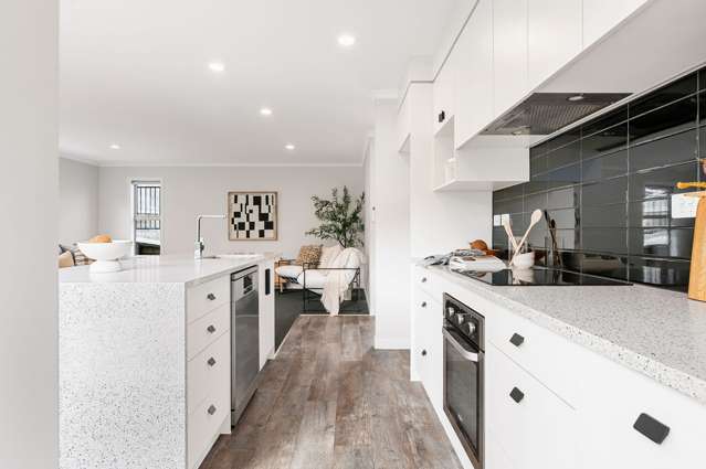 34A Houchens Road Glenview_3