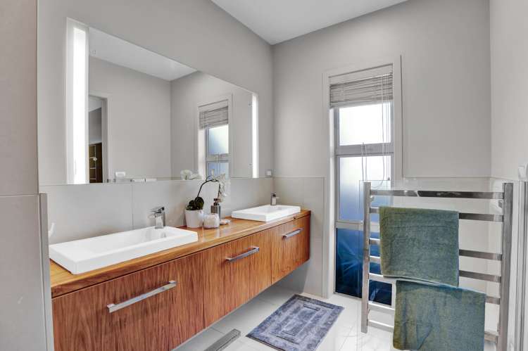 1 Gleneagles Way Waiwhakaiho_25