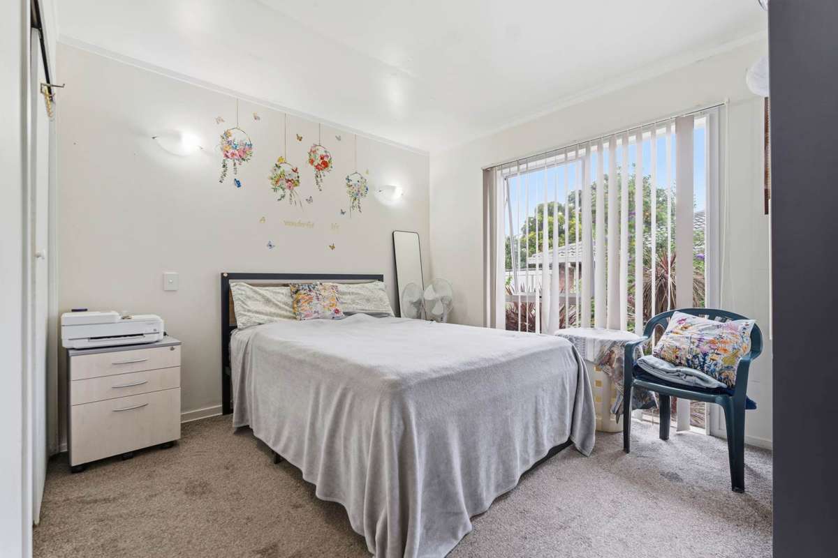 2/9A Cambourne Road_4