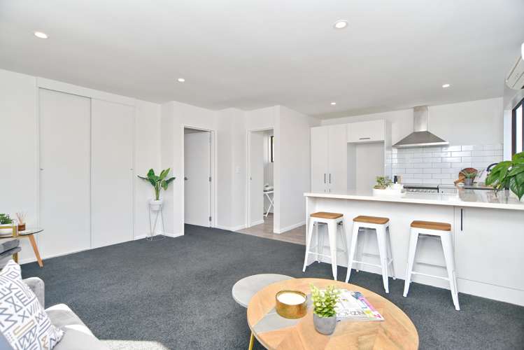 2/9 Nicholas Drive Linwood_5