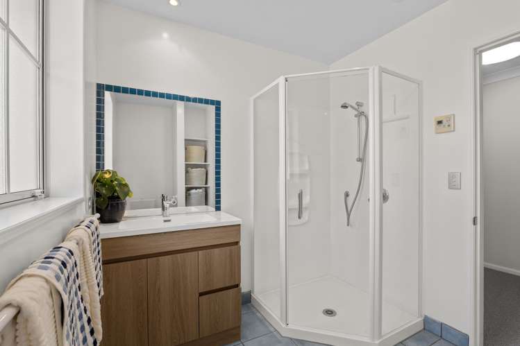 67 Regents Park Drive Casebrook_21