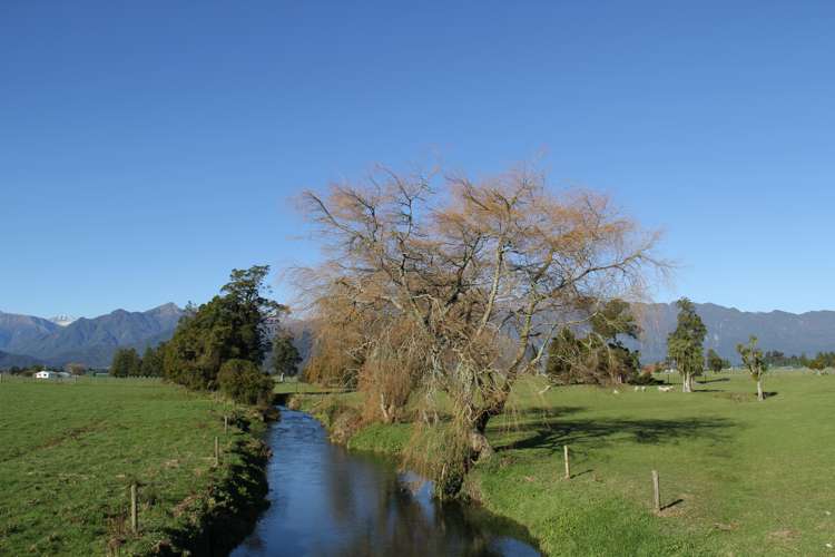 70 Johnston Road Kokatahi_13