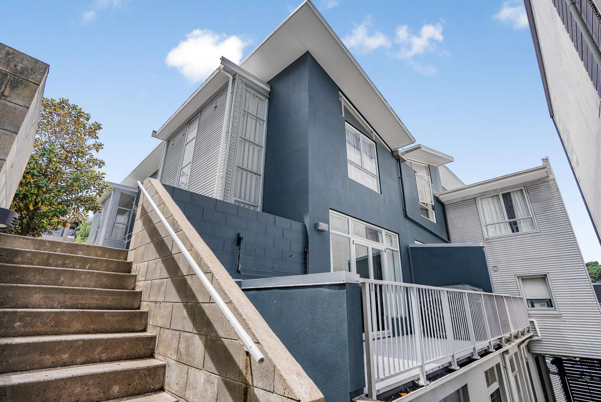 10/24 Hanson Street Mount Cook_0