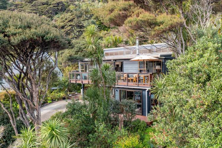 125 Seaview Road Piha_23