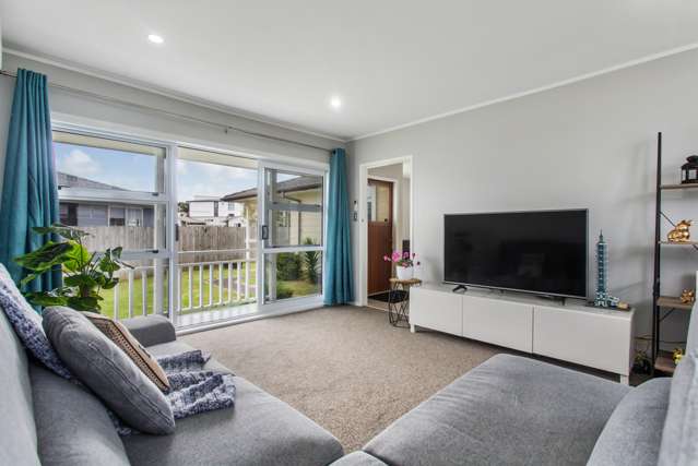 6 Welby Place Mangere_4