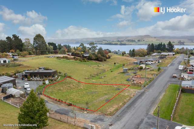 28 George Street Waihola_1