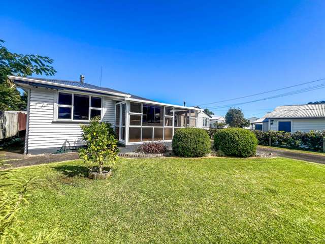 Sunny, Spacious & Packed with Extras