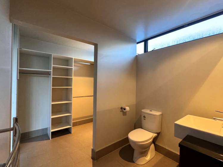 39 Norwood Drive Flat Bush_8