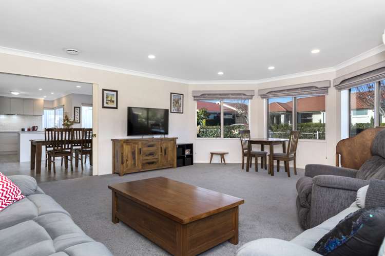 13 Gleneagles Drive Aongatete_2