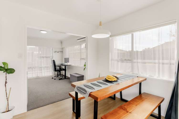 2/18 Manse Road Pahurehure_6