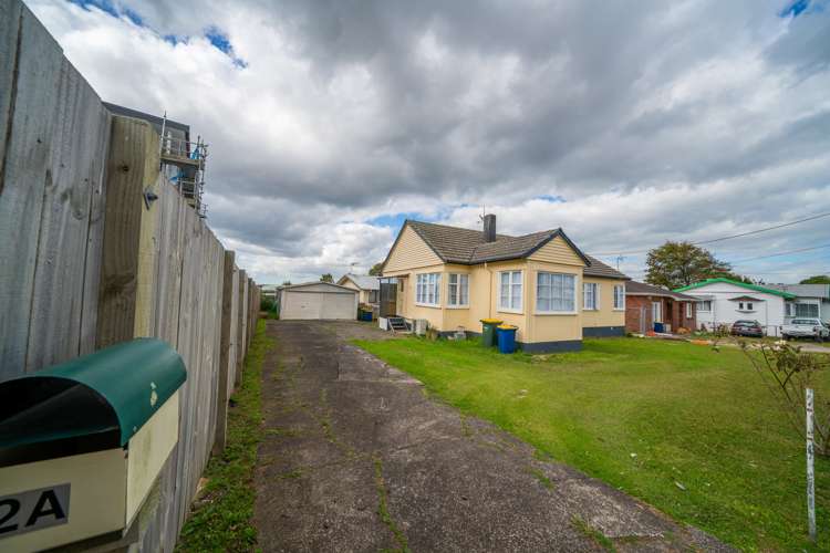 2 Fruitvale Road New Lynn_5