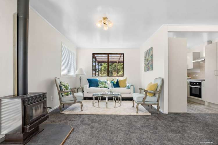 8 Angeline Place Massey_9