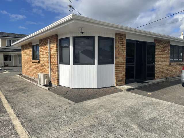 1/8 Lilian Street Kamo_1