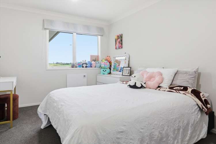 298 Ballintoy Park Drive Welcome Bay_10