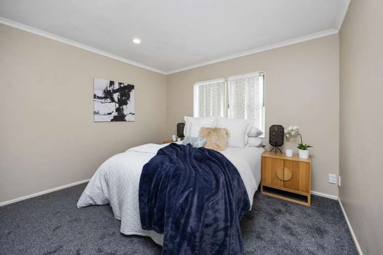 40 Reid Road New Lynn_17