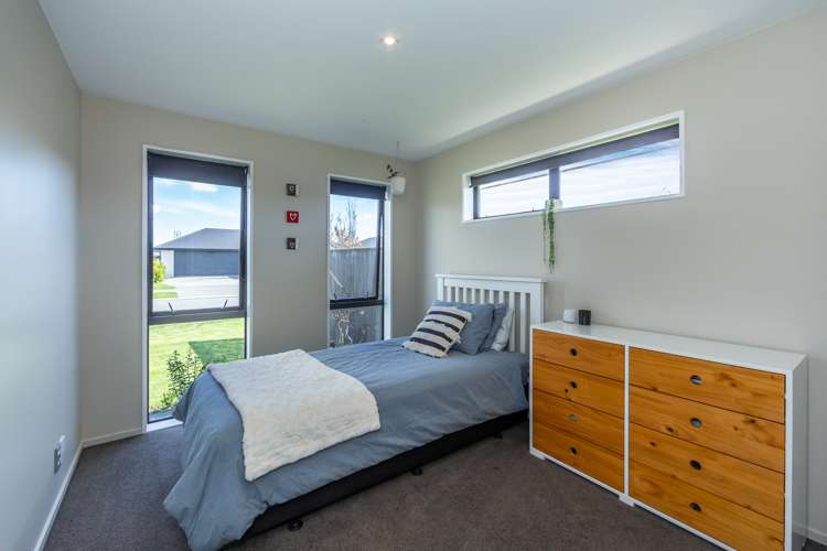 32 Navy Loop Rolleston_19