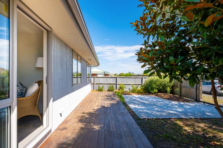 99 Pacific Road North New Brighton_15