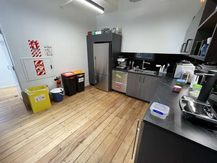 2-12 Allen Street Te Aro_9