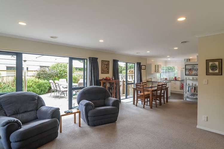 18 Robert Grove Paraparaumu_8