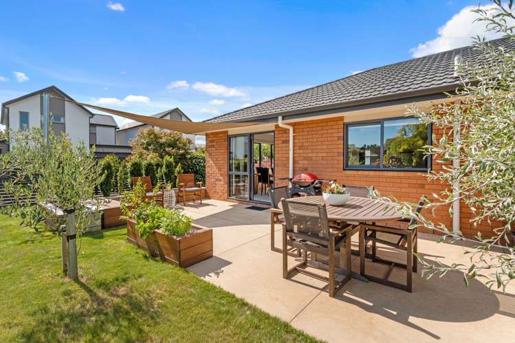 25 John Campbell Crescent Hillmorton_22