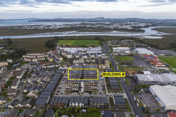 5 Rauemi Way Te Atatu South_18