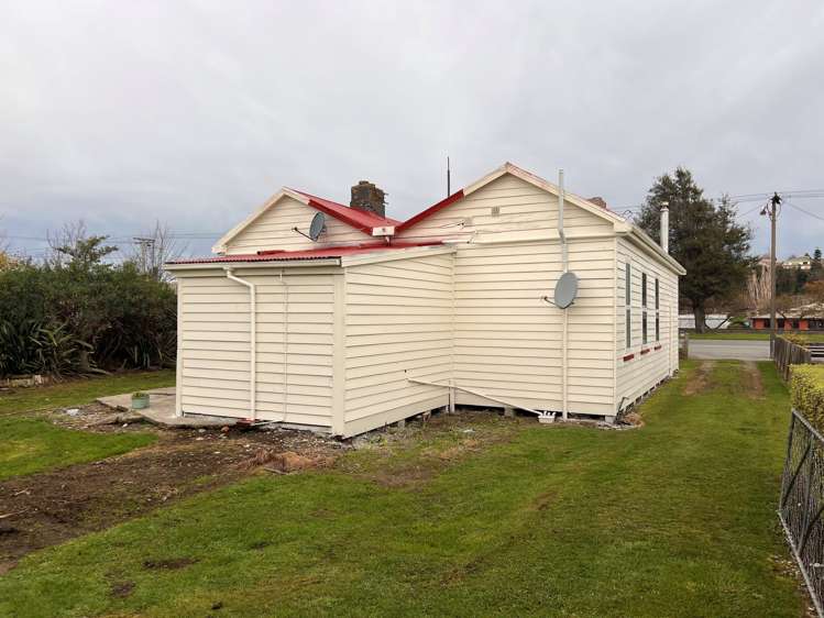 133 Main Street Mataura_11