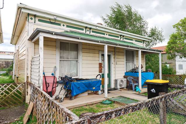 Historic Workers Cottage #17