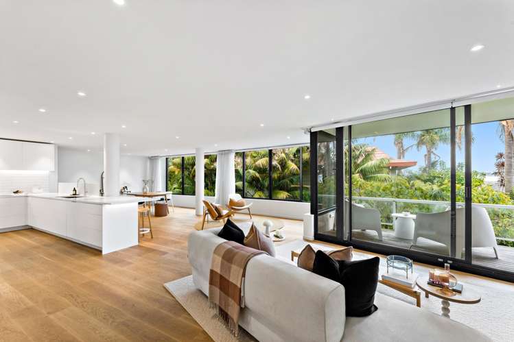 6/7 Cliff Road Saint Heliers_7